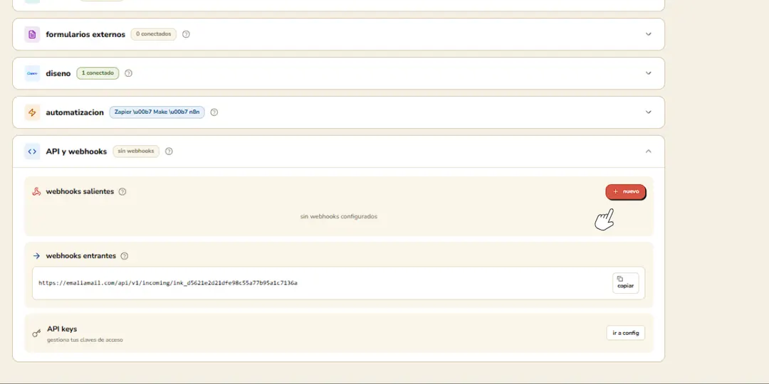 Webhooks y API