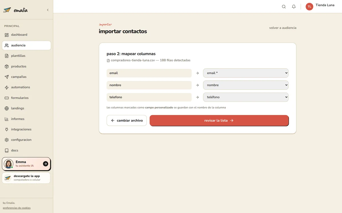la importación de una lista de clientes desde un archivo